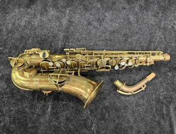Vintage American-made Wurlitzer Alto Saxophone - Serial # 154692